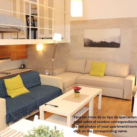 Apartamentos Clavero Málaga Eksteriør bilde