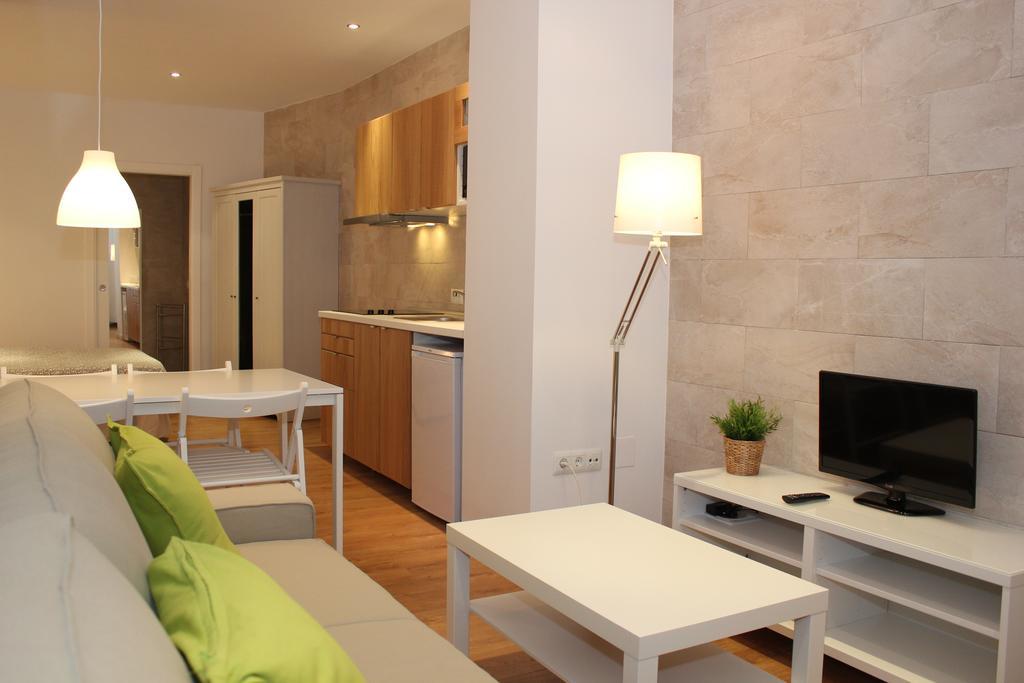 Apartamentos Clavero Málaga Rom bilde
