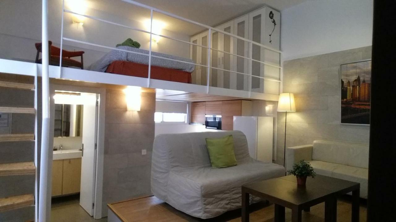 Apartamentos Clavero Málaga Eksteriør bilde